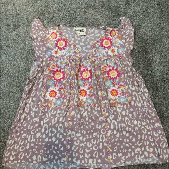 Savanna Jane Floral Embroidered Ruffle Sleeve Top - Picture 3 of 6